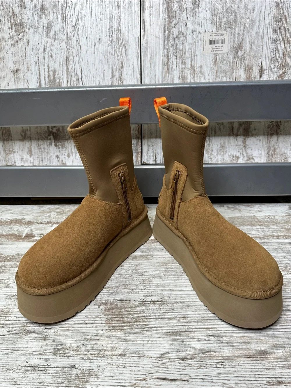 UGG UGG Classic Dipper Platform 1144031 Women's Fashion Boots Chestnut Sz 5